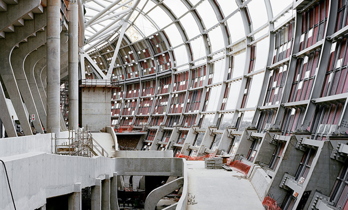 Insghts1 (betongkonstruktion av arenaliknande)